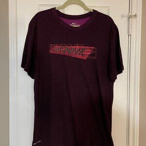 Nike Just Do It Dri Fit Mens Tee - Size M - Maroon / Burgundy / Deep Purple